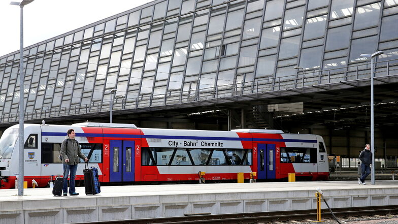 Lokführer bestreiken die City-Bahn Chemnitz nun unbefristet