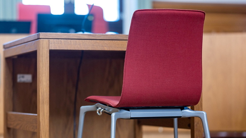 Der Stuhl von André Webersen im Gottleubaer Stadtrat ist seit anderthalb Jahren frei. Jetzt wurde eine Konsequenz gezogen.