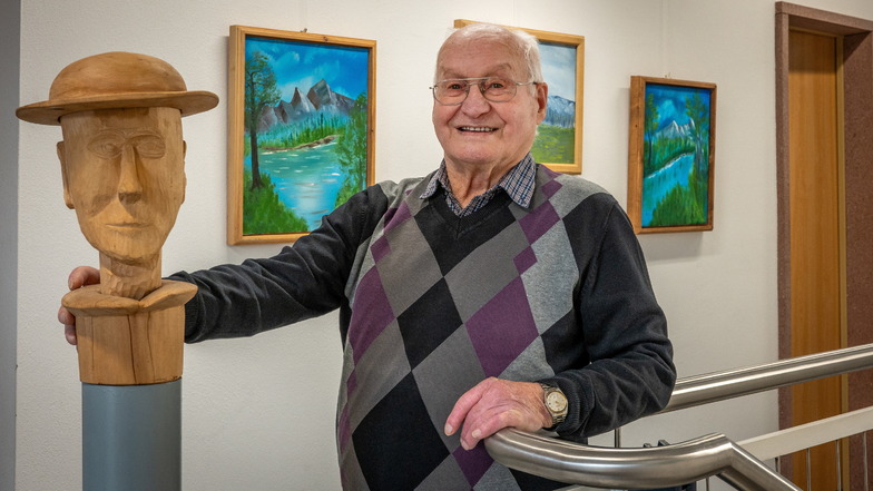 Harthaer hat mit 87 Jahren seine erste Ausstellung