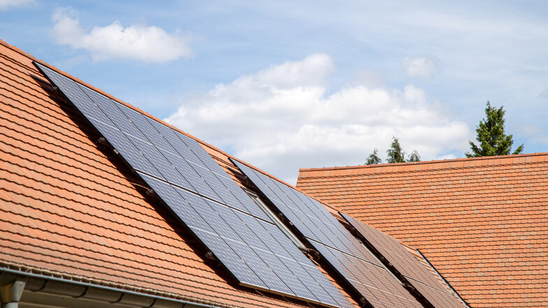 Betreiber kleiner Solaranlagen dürfen ab sofort mehr Strom einspeisen