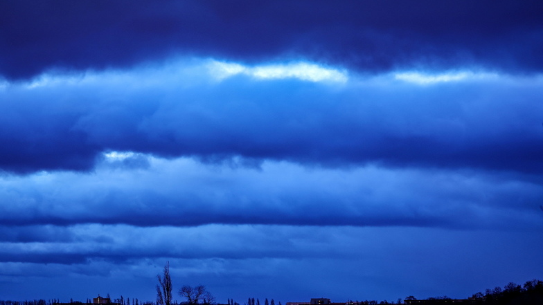 Wetter in Sachsen: Wieder Wolken und etwas Regen