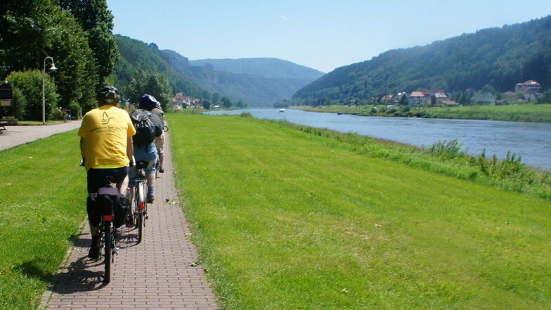 Am Sonntag lädt die Radfahrerkirche Stadt Wehlen zu einer Tour nach Decin entlang der Elbe ein.
