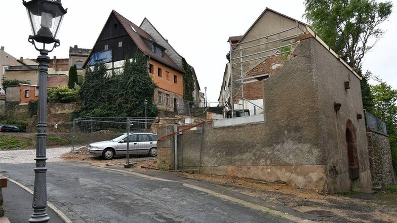 Der Abriss des Hauses am Schlossberg 7 in Leisnig ist fast beendet.