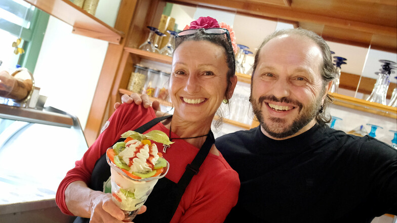 Sabrina und Ivan Caberlotto (v. l.) sind leidenschaftliche Eisverkäufer. Nach dem Lockdown freuen sie sich wieder über mehr Gäste.