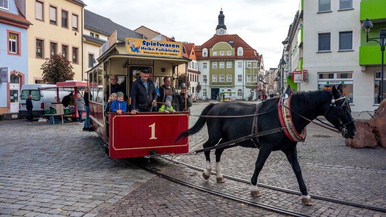 Die Döbelner Pferdebahn ist einer der wichtigsten Bausteine für die touristische Entwicklung der Stadt Döbeln. Die Trasse soll bis zum Lutherplatz verlängert werden.