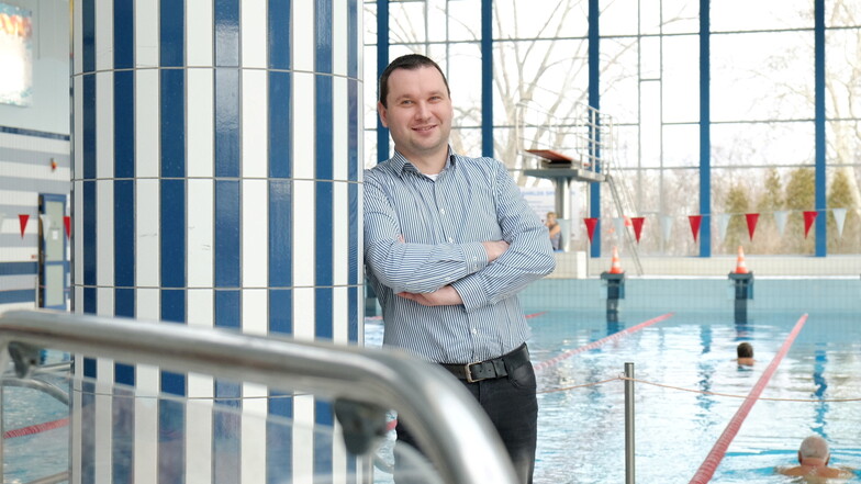 Falk Müller ist Geschäftsführer des Meißner Bads Wellenspiel. Noch gibt es dort keine Einschränkungen - Kunden hätten aber schon Verständnis signalisiert.