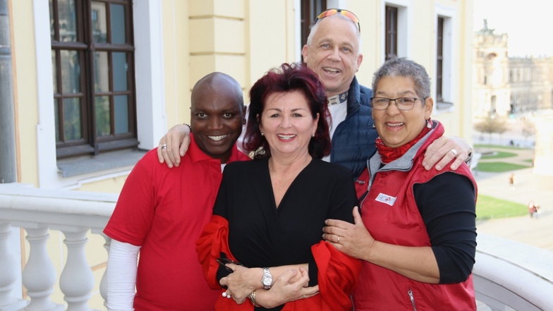 Gesichter der Hoffnung: Bonga Zantsi (Gesundheitsarbeiter), Viola Klein (Initiatorin der Hope-Gala), Stefan Hippler (Gründer von Hope) und Pauline Jooste (Krankenschwester).