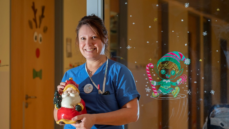 Stefana Rumssauer ist Kinderkrankenschwester macht ihren Job mit viel Herz und Wärme - auch an Weihnachten, wenn die Kleinen nicht Zuhause feiern können.