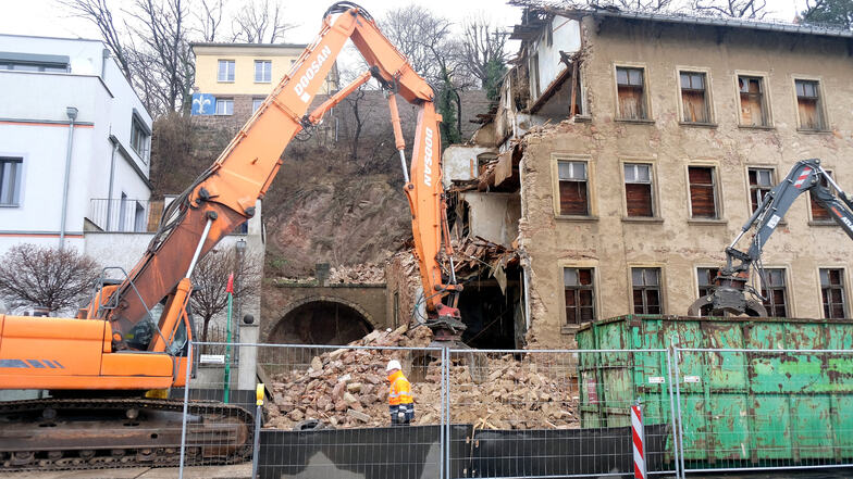 Das Gebäude in der Bahnhofstraße war nicht zu retten.
