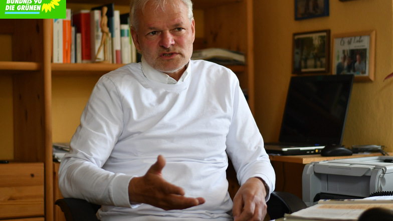 Der Allgemeinmediziner Stefan Thiel in seiner Praxis auf der Rottwerndorfer Straße in Pirna: „Wir müssen die Interessen der Schwächeren vertreten.“