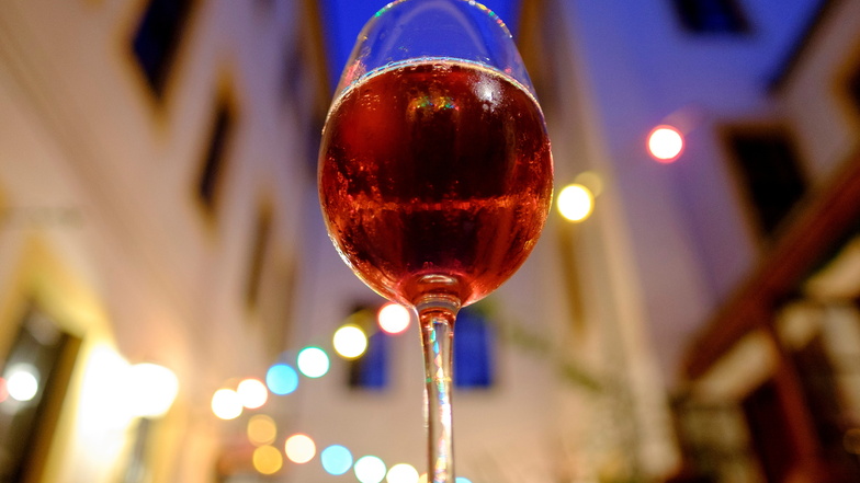 Ein Roséwein muss ausschließlich aus Rotweintrauben erzeugt werden.