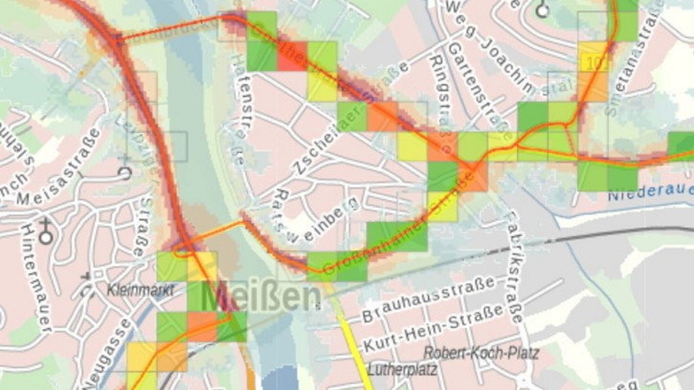 Ein Ausschnitt aus der Lärmkarte, welche die Belastung durch Straßenlärm entlang sächsischer Hauptverkehrsstraßen deutlich macht.
