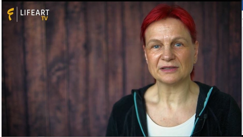 Jona Hildebrandt ist als Gleichstellungsbeauftragte der Stadt Freital maßgeblich am Buchprojekt über Frauen aus 100 Jahre Freital beteiligt.