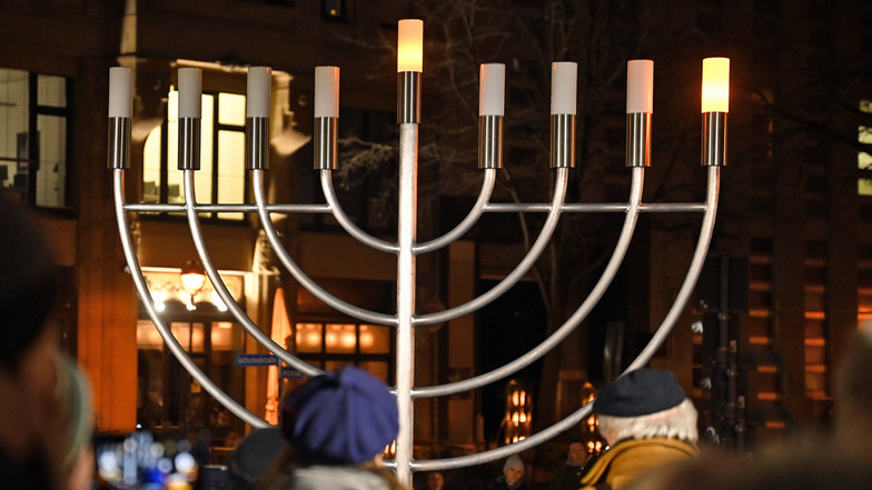 Von Ofarim beschuldigter Hotelmanager besucht Leipziger Synagoge