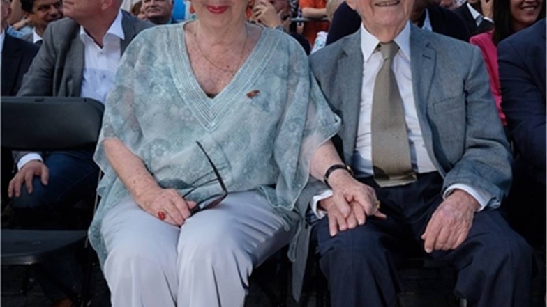 Der frühere sächsische Ministerpräsident Kurt Biedenkopf und seine Ehefrau Ingrid waren auch da.