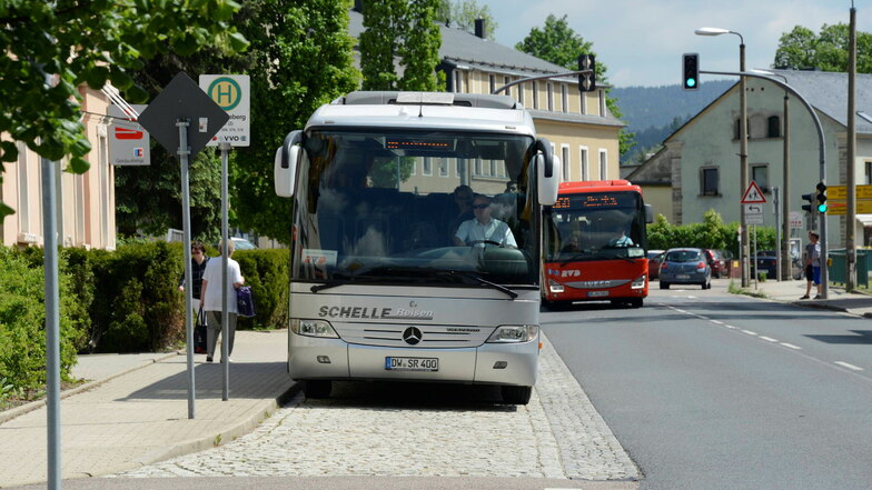 Die Buslinie 365 wird von Schmiedeberg bis zum Bahnhof Bienenmühle erweitert.
