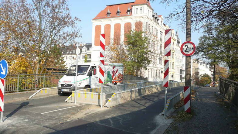 Die marode Blockhausbrücke in Görlitz soll dieses Jahr abgerissen und anschließend neu aufgebaut werden.
