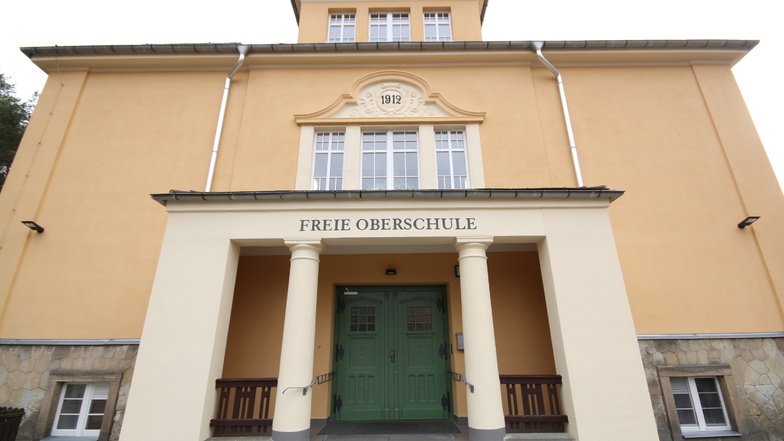 Das ist die "WIR - Freie Oberschule in Bernsdorf.