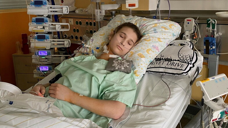 Sophia Schulze aus Schirgiswalde-Kirschau musste sich nach einer Hirnhautentzündung zwei Herz-Operationen am Herzzentrum Leipzig unterziehen.