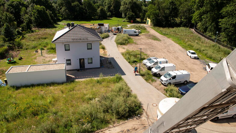 Diesen Blick auf die Wohnoase an der Röder mit geplant neun Eigenheimen haben künftig die Bewohner der Villa Fuchsbau.