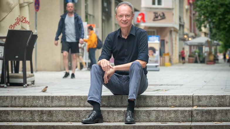 René Arndt ist der Vorsitzende des  Handels- und Kulturvereins "Hauptsache Hauptstraße" in Dresden, der die Einkaufsstraße attraktiver machen will.