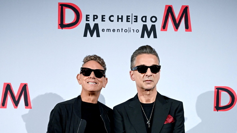 Die Musiker Martin Gore (l) und Dave Gahan der britischen Band Depeche Mode.