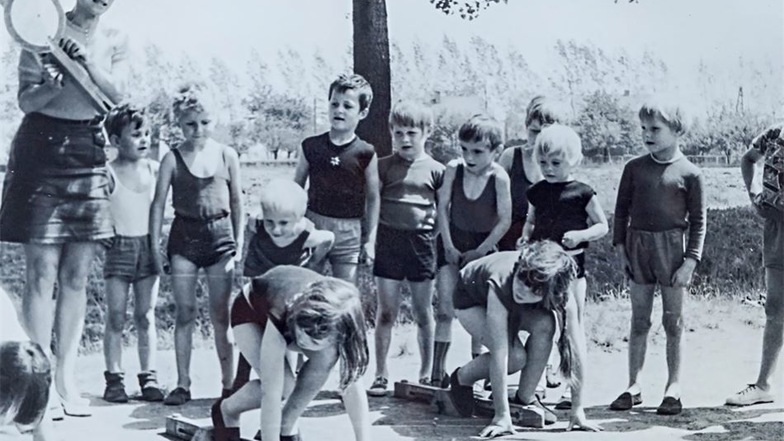 Annegret Körner Anfang der 70er Jahre. Sie legte viel Wert auf Sport und Bewegung in der Natur. Das Foto stammt aus der Chronik, die jede Leiterin fortgeführt hat.
