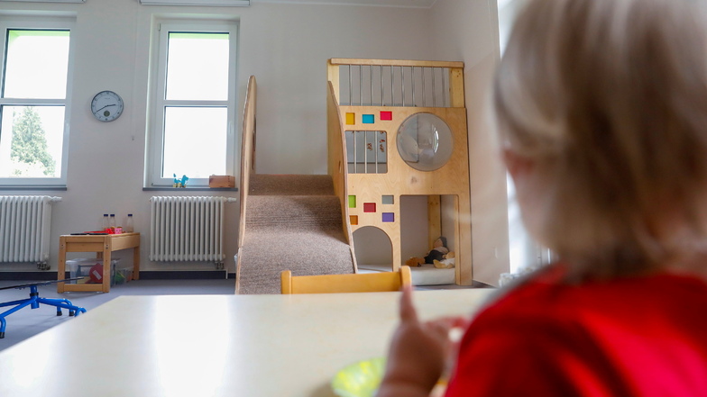 Blick in eines der neuen Zimmer, in dem die kleinsten Kinder sind.