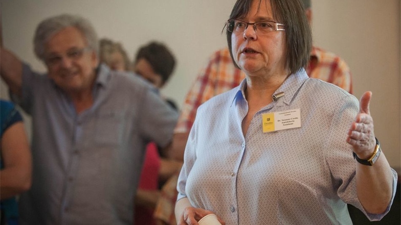 Die Dresdner Sozialamtsleiterin Susanne Cordts und ihre Kollegen mussten sich verbaler Angriffe und Pöbeleien erwehren.