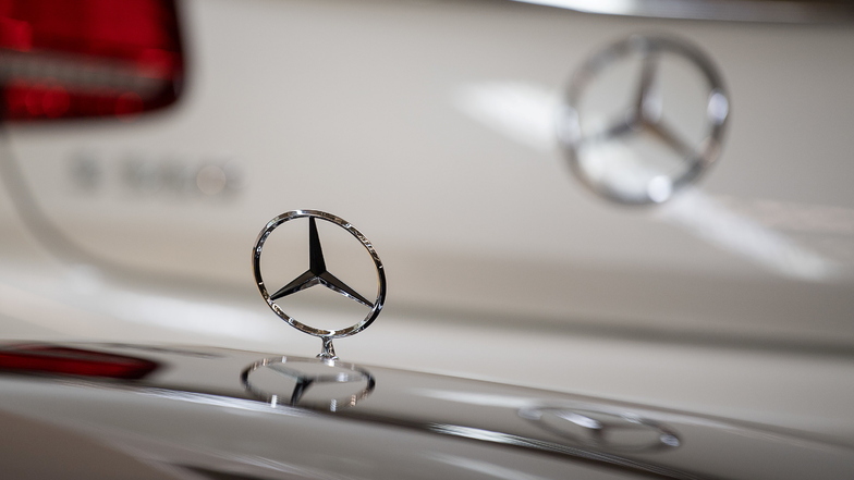 Mercedes-Benz ruft Hunderttausende Autos zurück