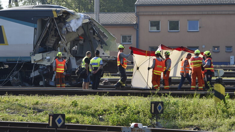 Lokführer stirbt bei Zugunfall in Tschechien