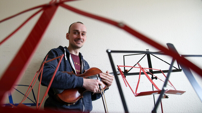 Daniel Wohlgemuths Lieblingsinstrumente sind Geige und Bratsche. In den vergangenen Jahren hat er eine Musikschulklasse dazu aufgebaut.