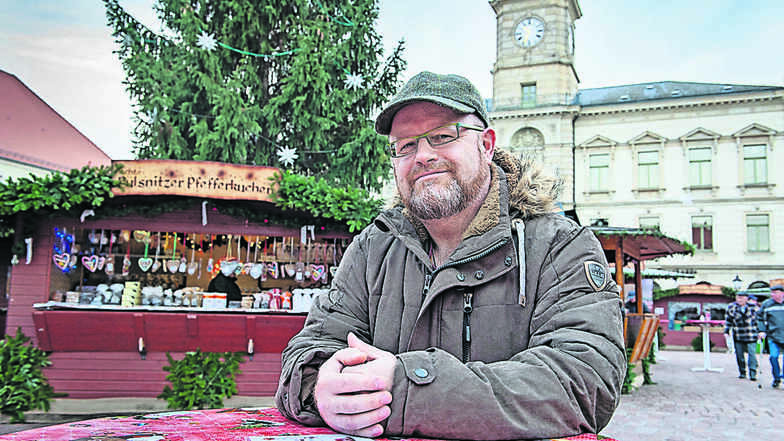 Carsten Heine lebt derzeit in Röderau und arbeitet nach wie vor in Dresden. Über 20 Jahre war er Stadtrat in Großenhain. Der Weihnachtsmarkt ist für ihn ein Muss.