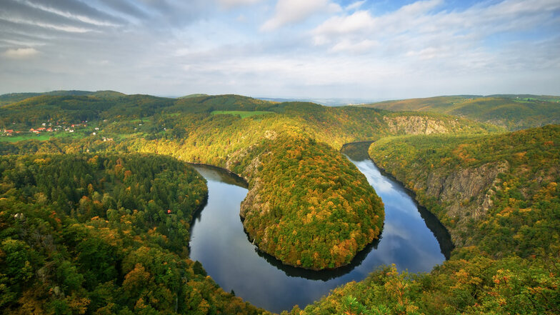 Die Moldau ist der längste Fluss in Tschechien und der größte Nebenfluss der Elbe