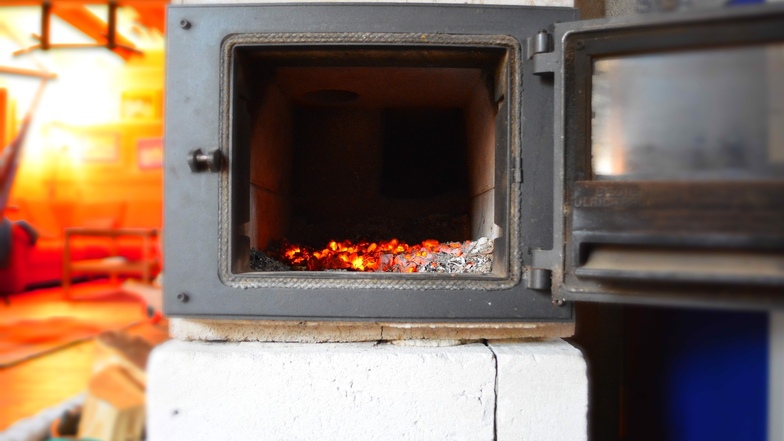 Vor dem Anfeuern: Checkliste für die Ofenpflege