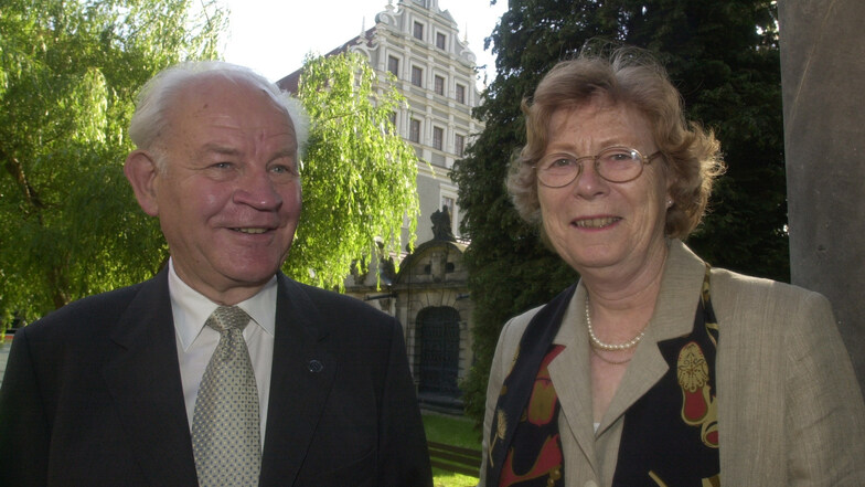 Prof. Gottfried Kiesow und Mechthild Flury-Lemberg sind zwei von über 40 Zittauer Ehrenbürgern. Sie sind 2004 dazu ernannt worden.