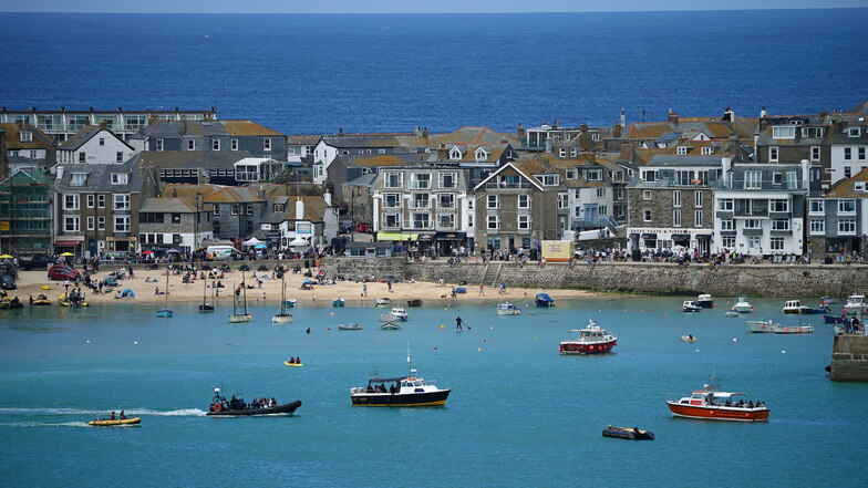 Blick auf das Städtchen St Ives in Cornwall: An der Küste dieses Landesteils von Großbritannien soll es eine Haiattacke gegeben haben.