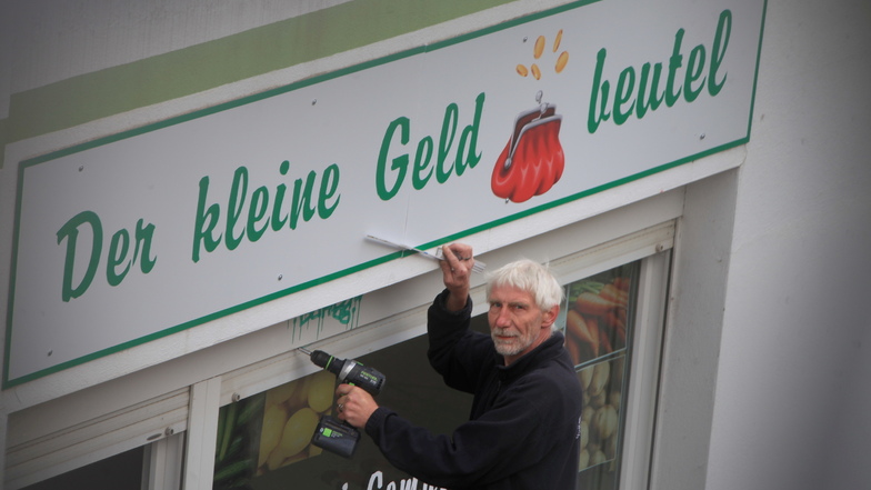 Unternehmer Thomas Pauland eröffnet mit einem Geschäftspartner in Pirna einen neuen Laden.