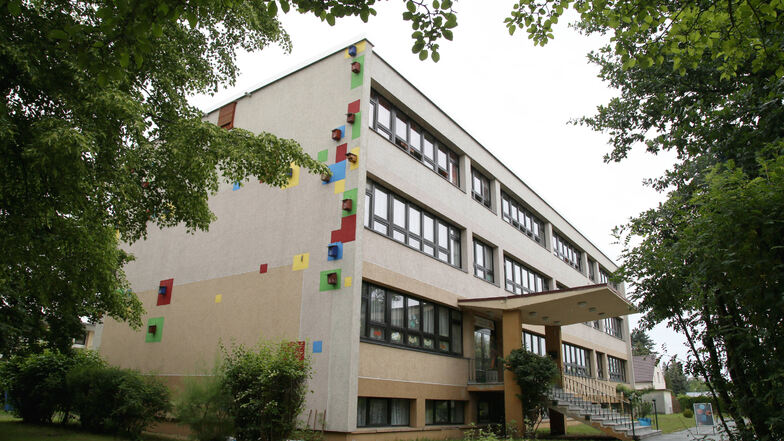 Die Grundschule "Traugot Gerber" in Zodel soll wieder in die Trägerschaft der Gemeinde. Das sorgt für Diskussionen.