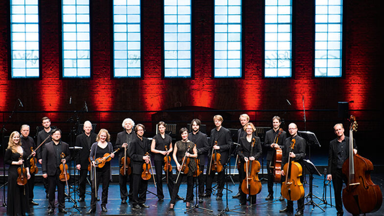 Das Stuttgarter Kammerorchester unter Leitung von Matthias Foremny
