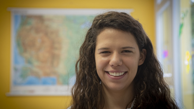 Die junge US-Amerikanerin Hannah Schneeman arbeitet für ein Jahr als Fremdsprachenassistentin an der Oberschule in Ottendorf-Okrilla.