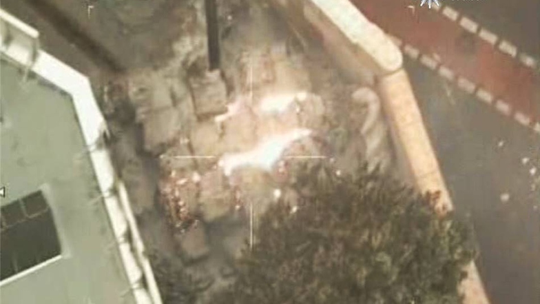 Der Fundort der Bombe am Donnerstagmorgen, aufgenommen aus einem Polizeihubschrauber.
