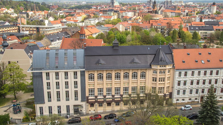 Die Jochmannstraße, auf der sich auch die Görlitzer Stadtbibliothek befindet, soll ausgebaut werden.