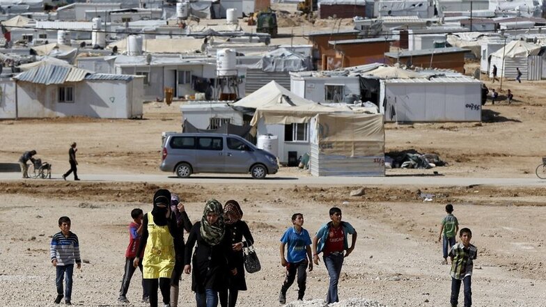 Jugendliche im jordanischen Flüchtlingslager Al Zaatari, unweit der syrischen Grenze. Fast 80000 Menschen leben hier – viele schon seit Jahren.