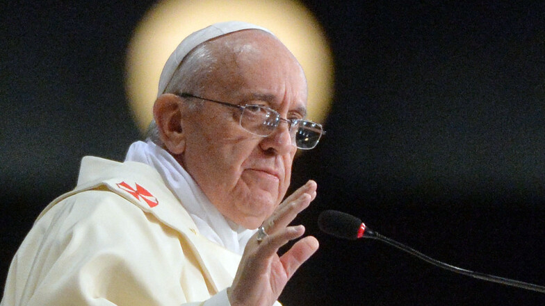 Papst Franziskus spricht während einer Heiligen Messe auf dem Weltjugendtag.