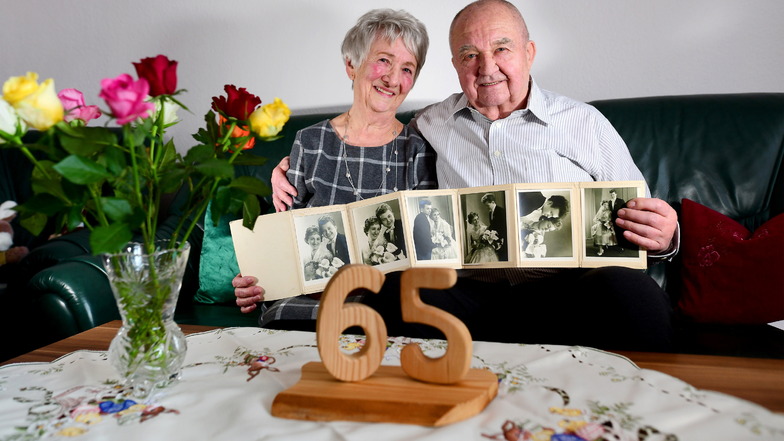 Brigitte und Horst Charamsa aus Zittau feiern heute ihren 65. Hochzeitstag. Das Ehepaar ist 83 und 86 Jahre alt, hat drei Töchter, acht Enkel und neun Urenkel.