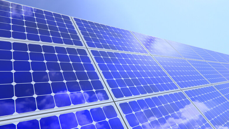 Photovoltaikanlagen verwandeln Sonnenlicht in Strom – diese Form der Energiegewinnung wird neben der Windkraft aktuell in Deutschland favorisiert.
