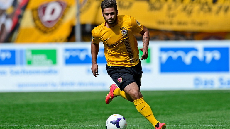 Hier stürmt Dominic Baumann für Dynamo Dresden gegen Preussen Muenster. Im Sommer 2015 ging das schwarz-gelbe Talent nach Nürnberg, zwei Jahre später nach Würzburg. Jetzt geht es nach Zwickau.