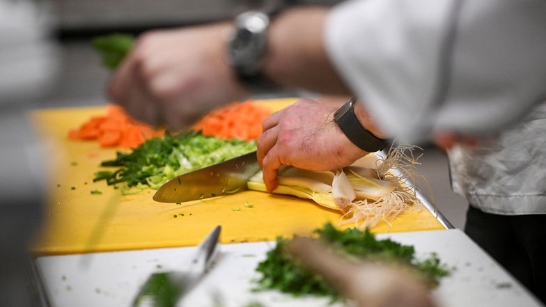Regional und frisch - für den Kochwettbewerb "Deutschland kocht" werden ambitionierte Hobbyköche an Herd und Kochtopf gesucht.