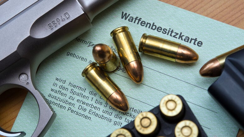 Ein Thüringer AfD-Mitglied hat erfolgreich gegen den Waffenentzug geklagt.
